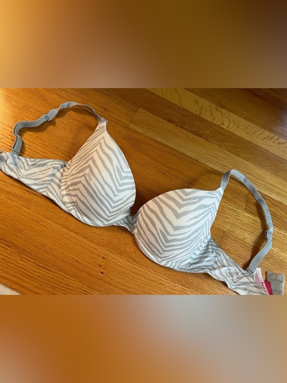 Victoria’s Secret Pink Gray White Zebra Printed Padded Push Up Bra Size 32C